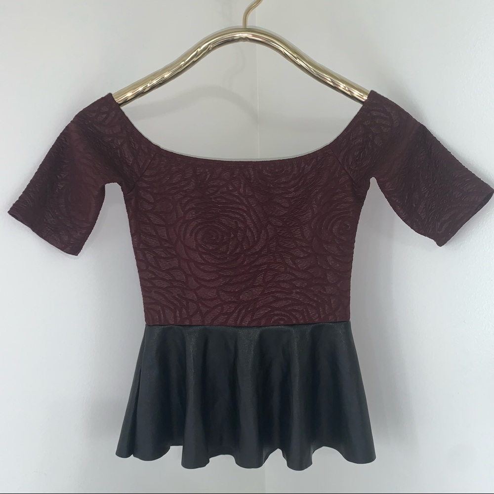 Charlotte Russe Peplum Top - Picture 6 of 8
